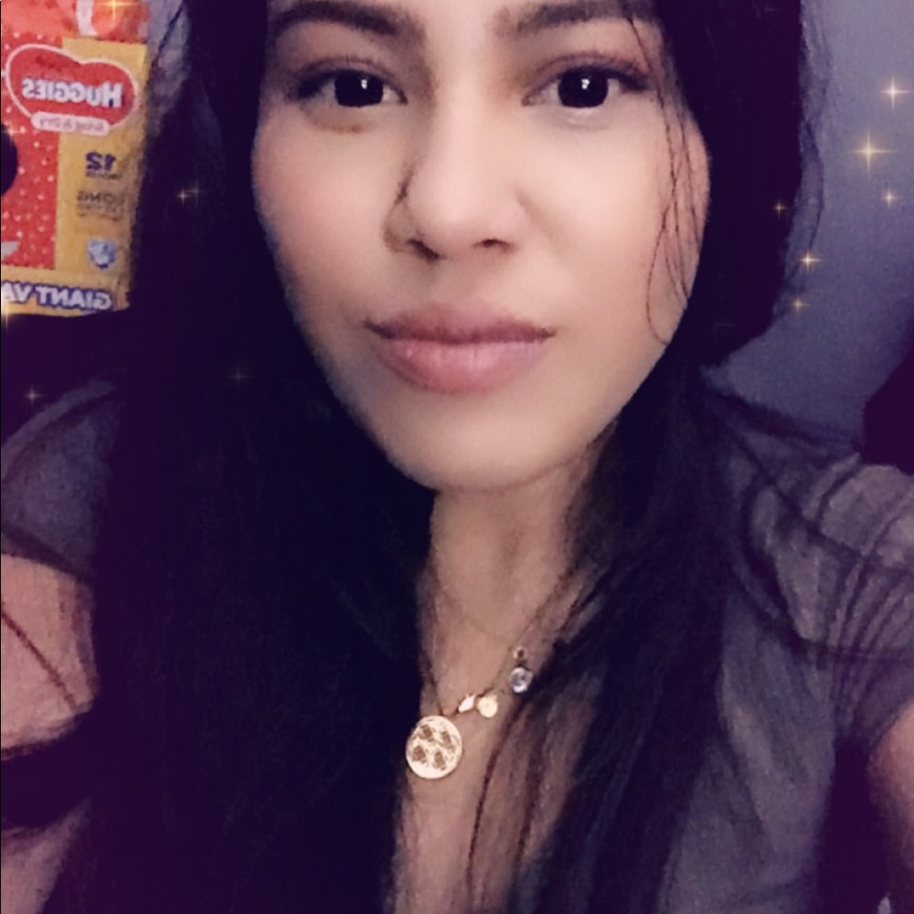 Meet your Posher, Jade